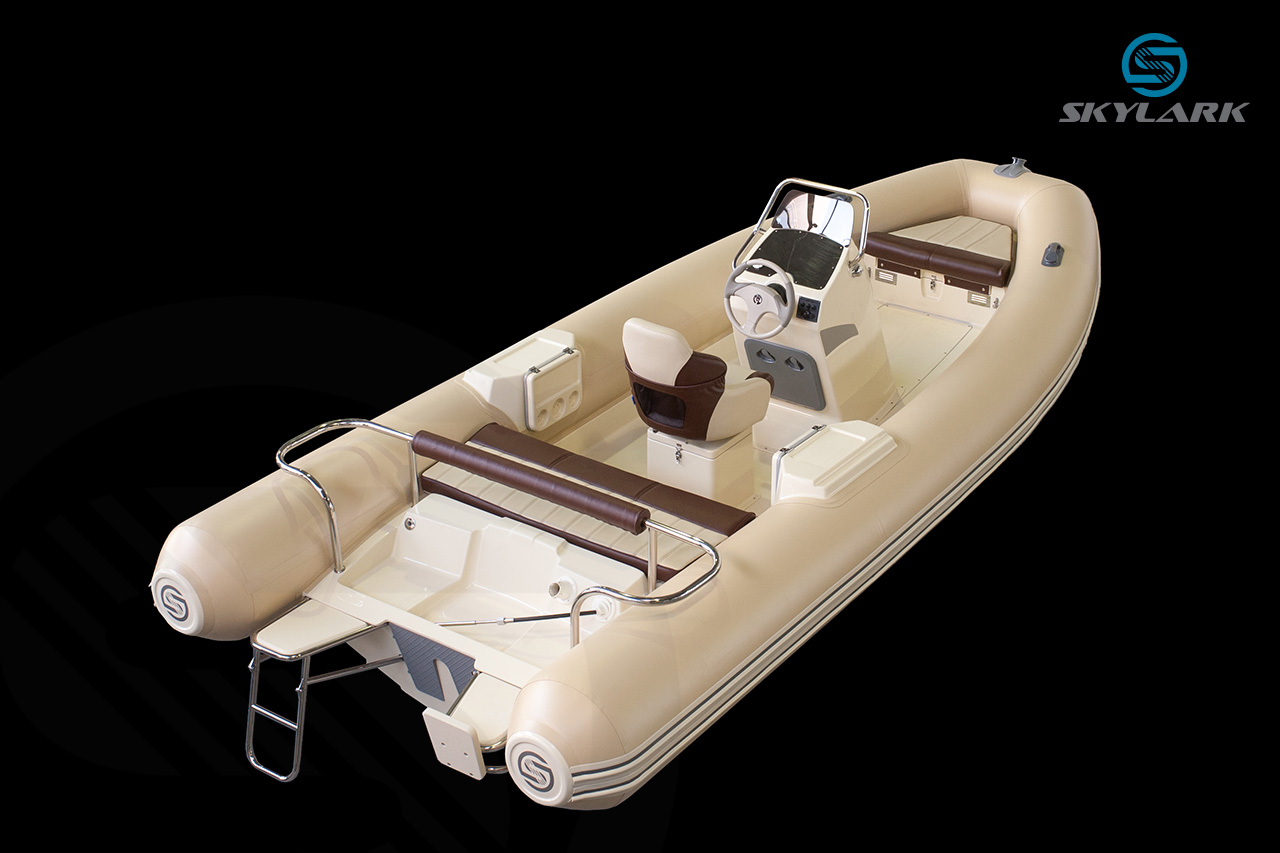 Лодка РИБ Skylark R500 Comfort Line стандартные цвета-1