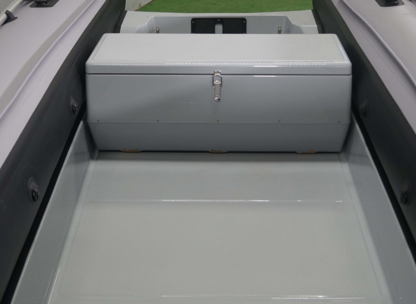 Кормовой рундук 3