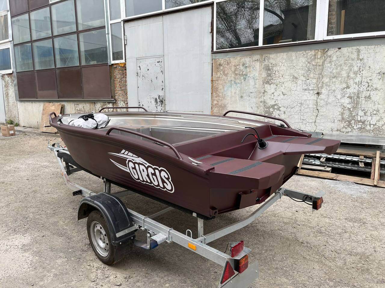 Лодка алюминиевая Girgis 390 рестайлинг 3