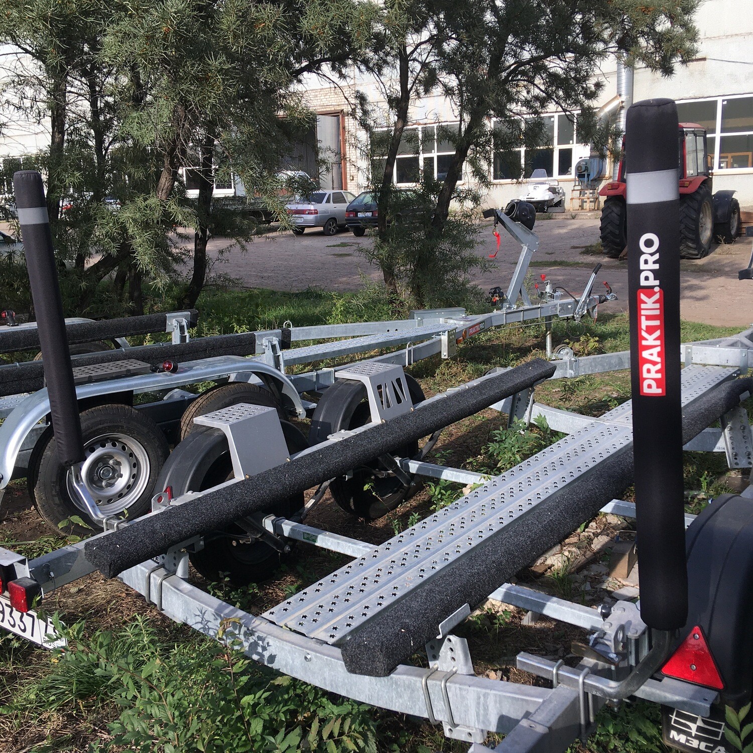 Направляющие на прицеп Практик 2