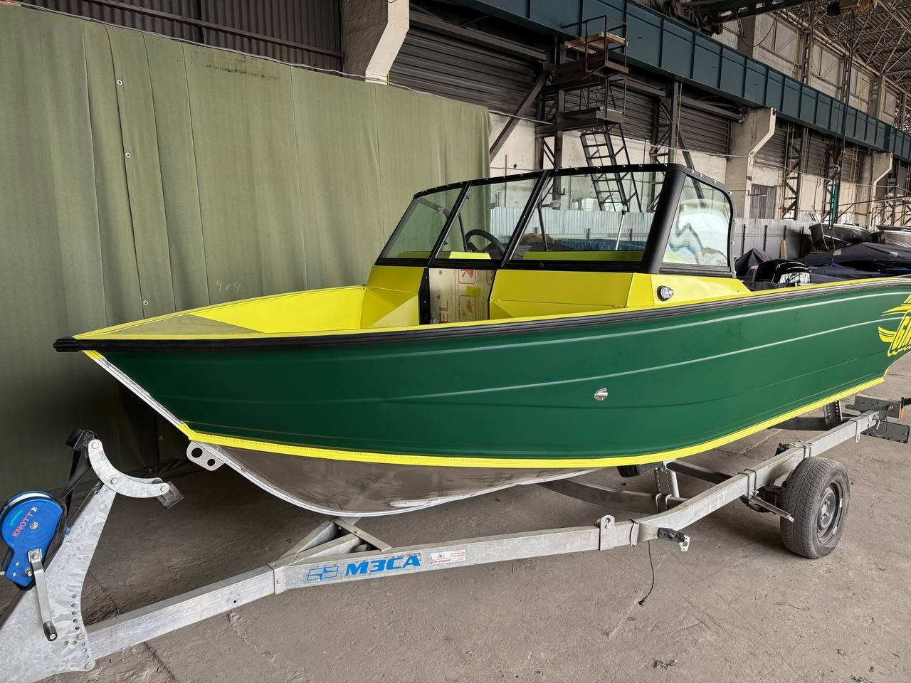 Лодка алюминиевая Girgis 470 4