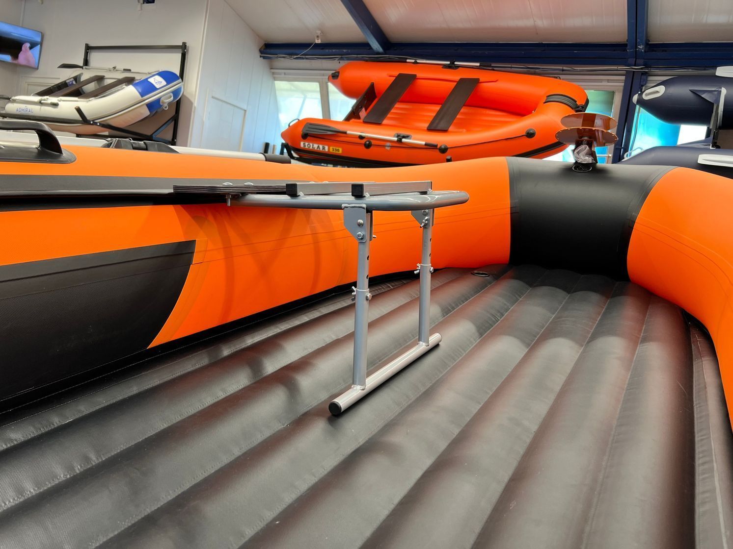 Опора сиденья регулируемая складная на ликтрос Патриот 2