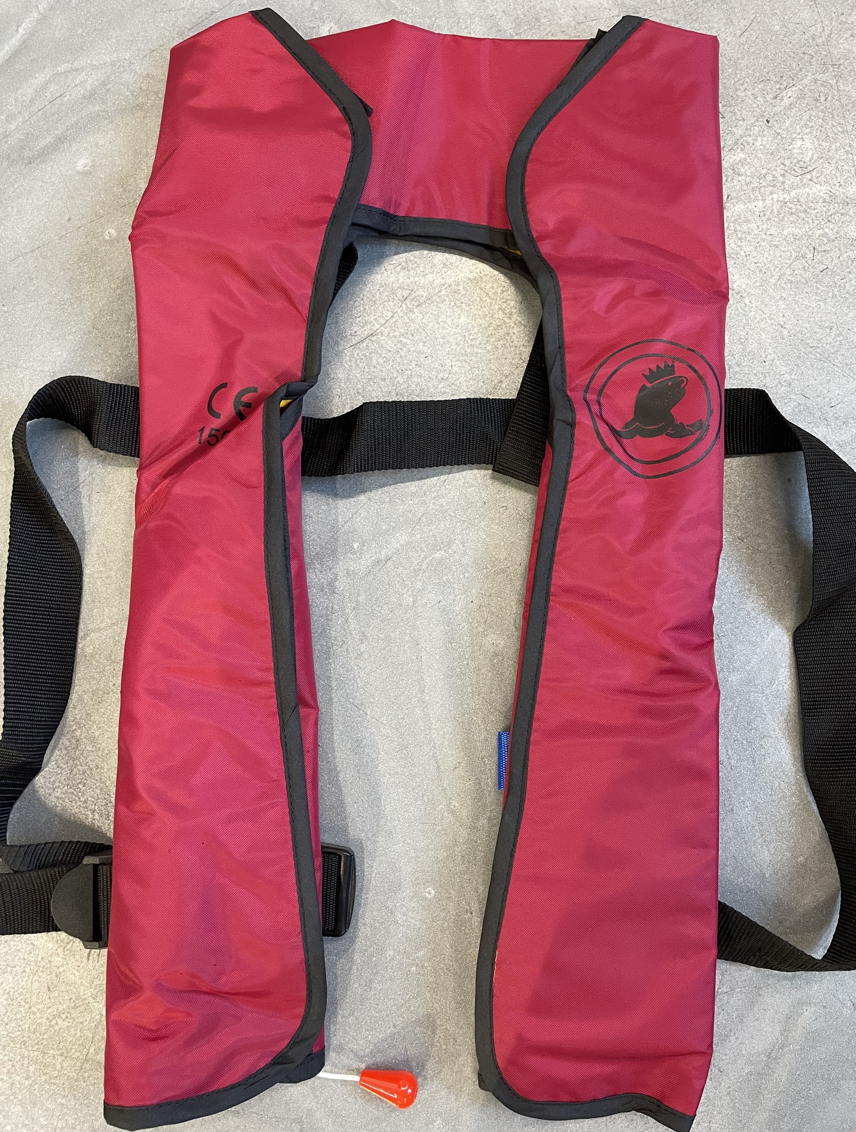 Жилет красный