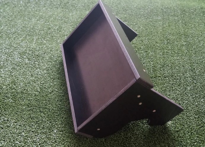 Столик для приманок с крепежами на ликтрос 1