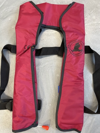 Жилет красный