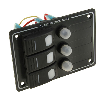 Картинка: панель бортового питания 3 переключателя, автоматы aes