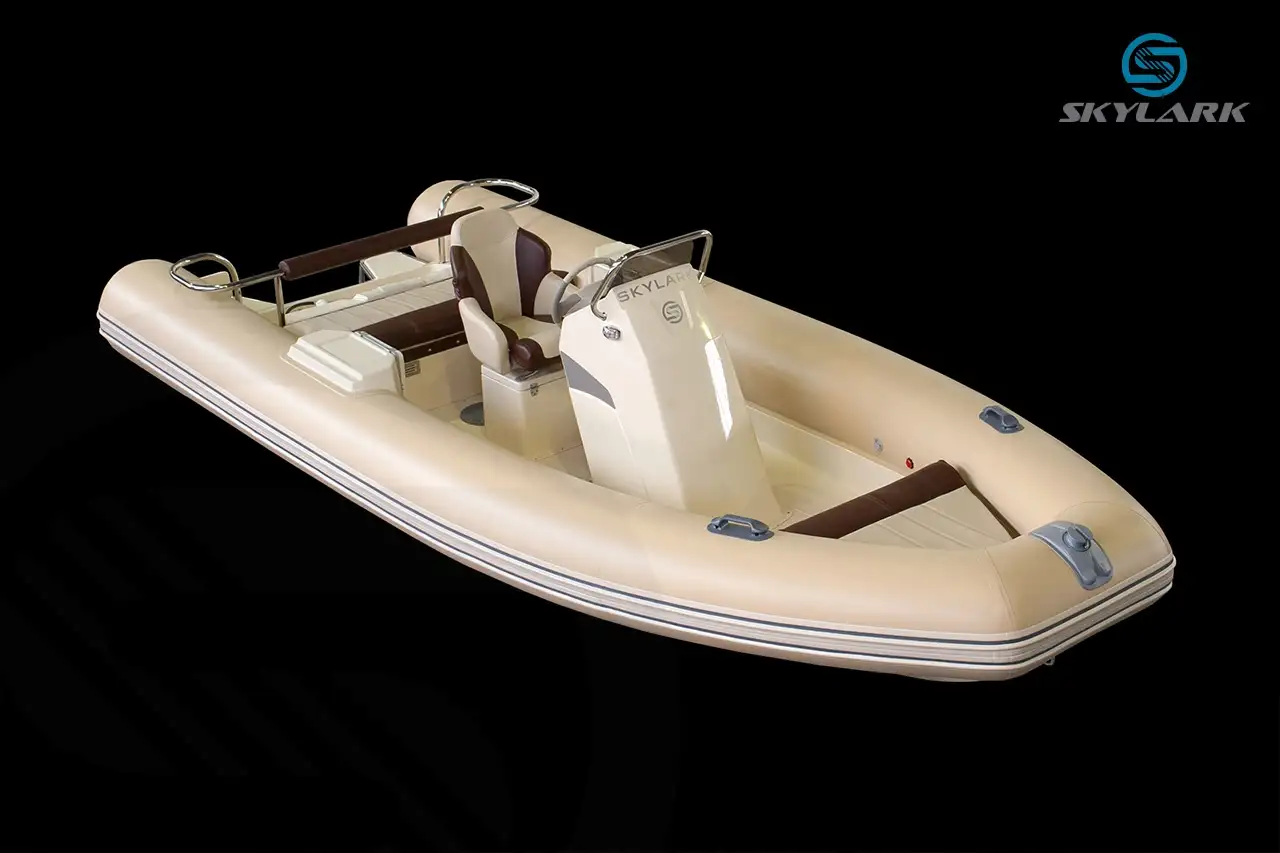 Лодка РИБ Skylark R500 Comfort Line стандартные цвета-2